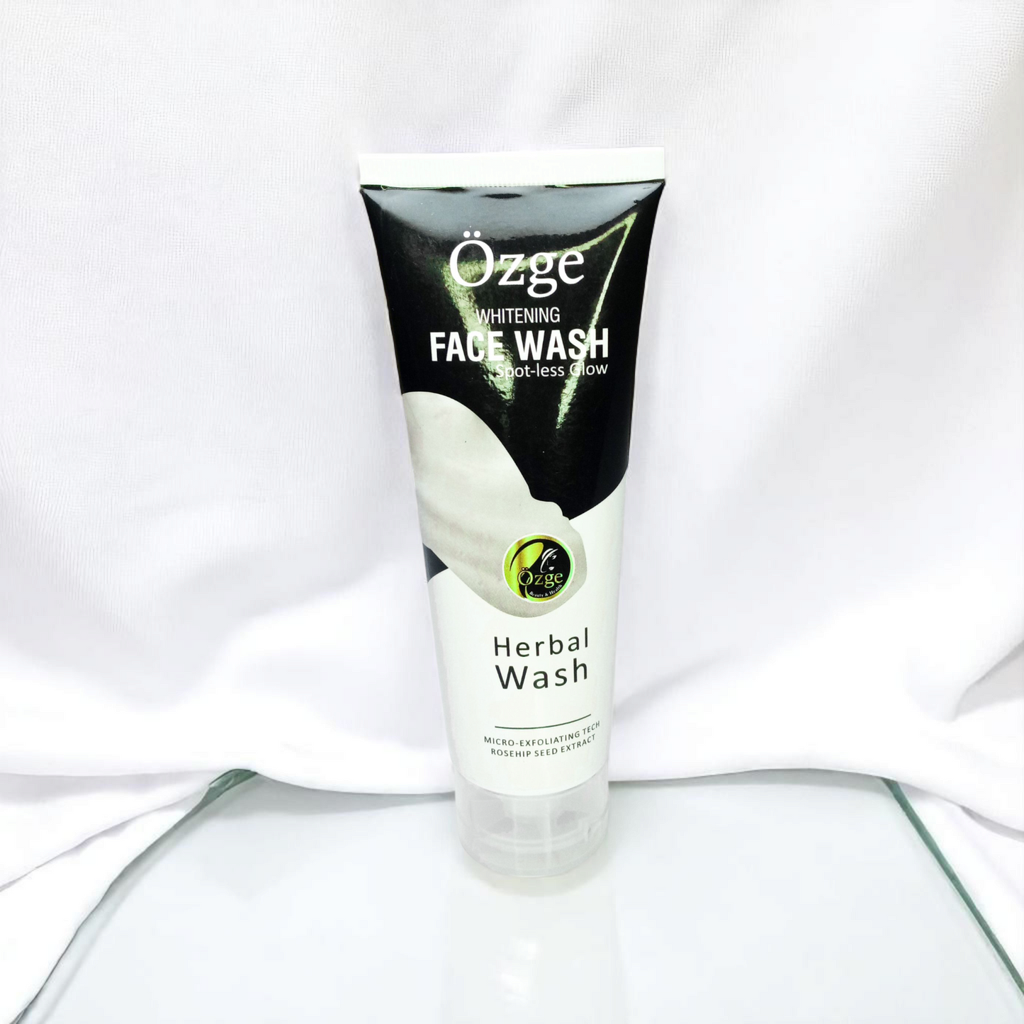 Skin brightening face wash for daily use