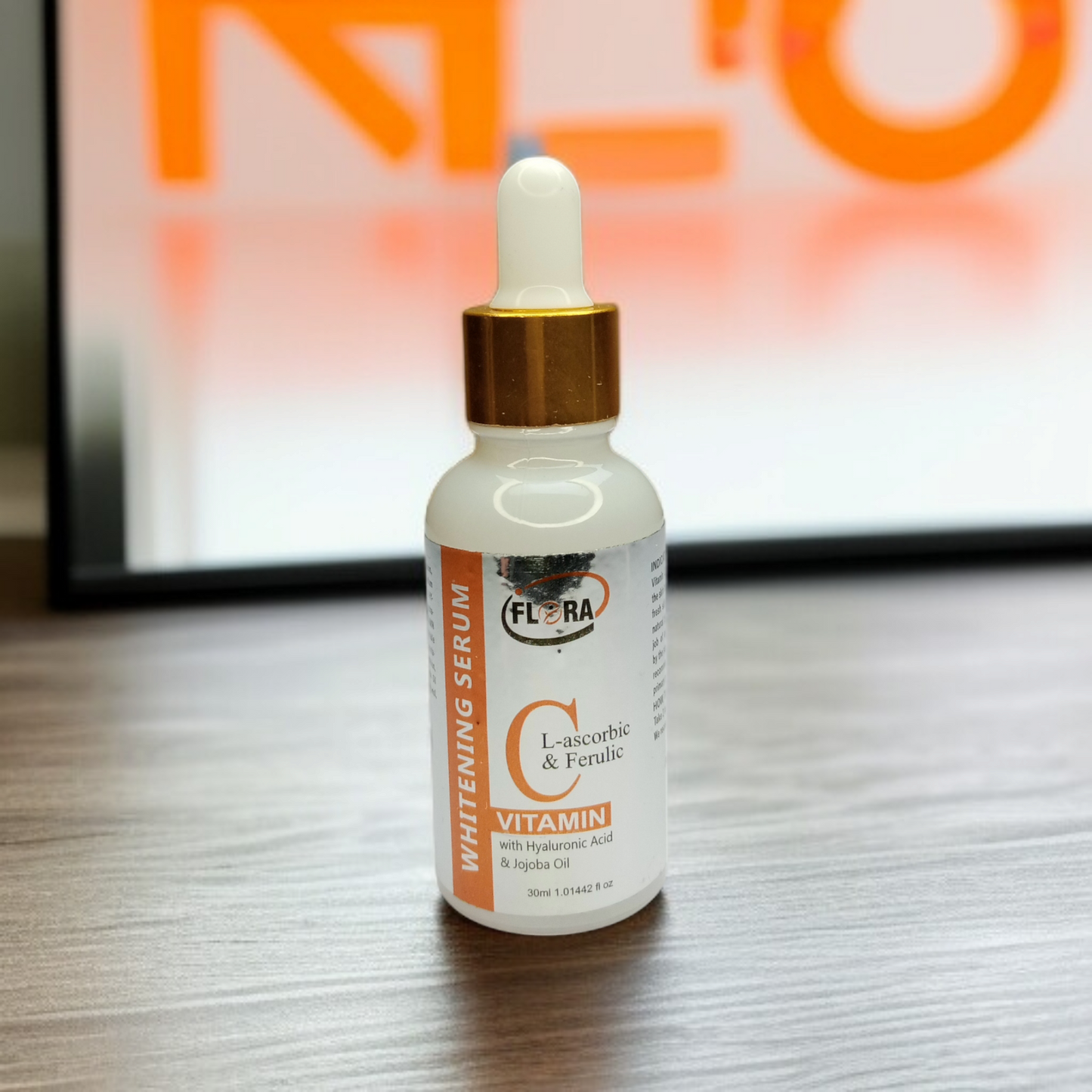 Flora Vitamin C Whitening Serum With Hyaluronic Acid and jojoba Oil - 30ml